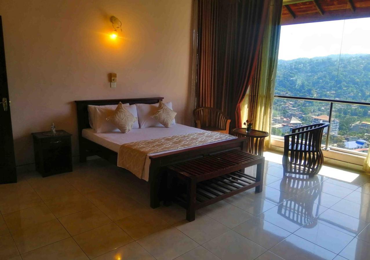 Sky Valley Hotel Kandy Exterior photo
